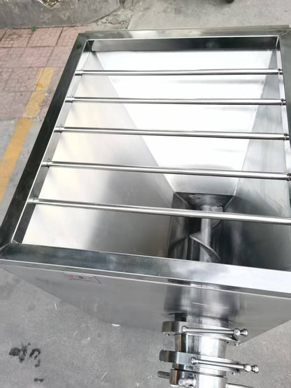 INDUSTRIAL MEAT GRINDER